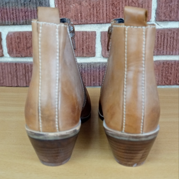 NWT ROAN By Bed Stu 'Aggie' Genuine Leather Western Style in Tan/White - Picture 7 of 10